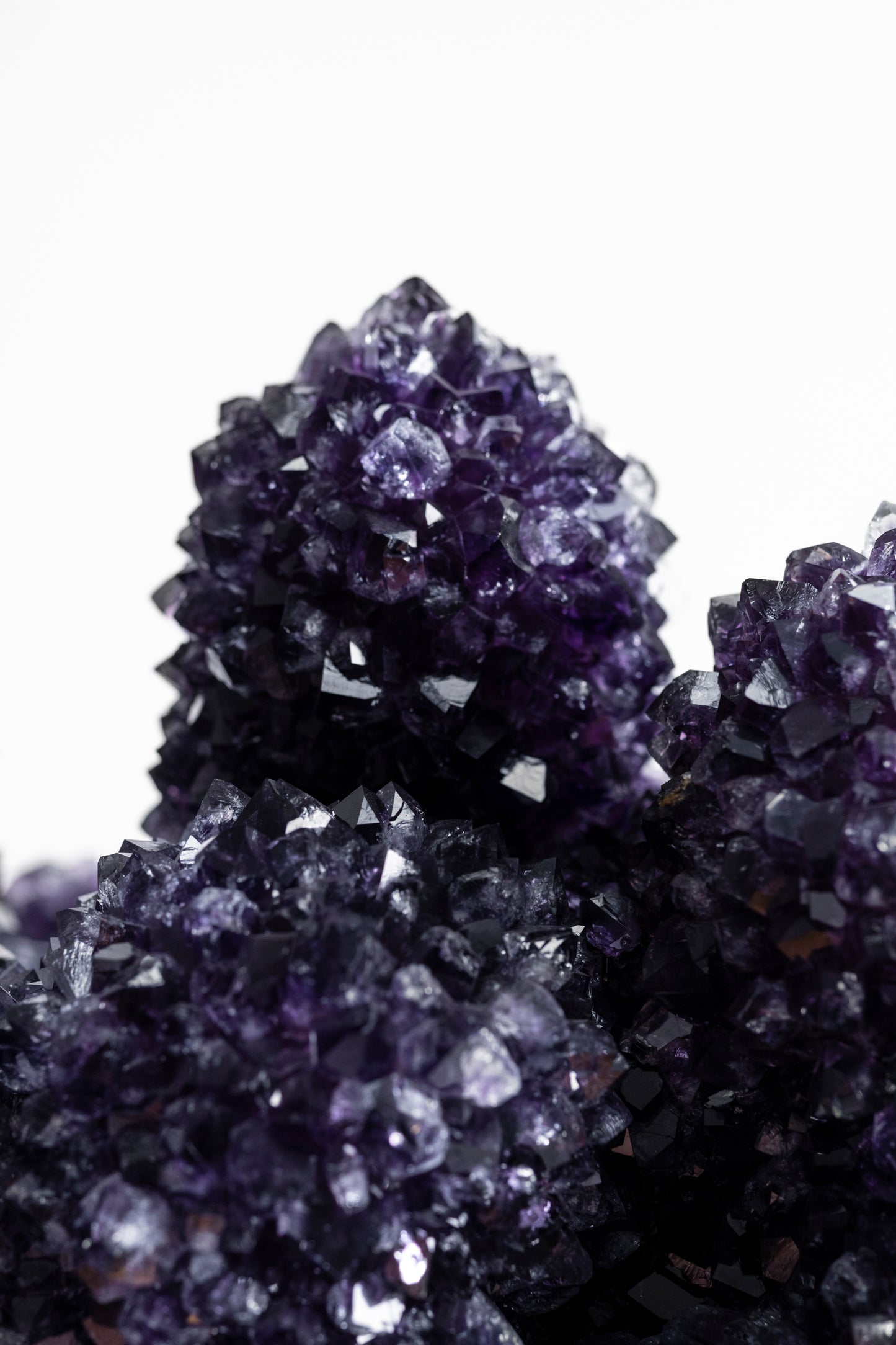 Amethyst-Geode auf Ständer | Brasilien