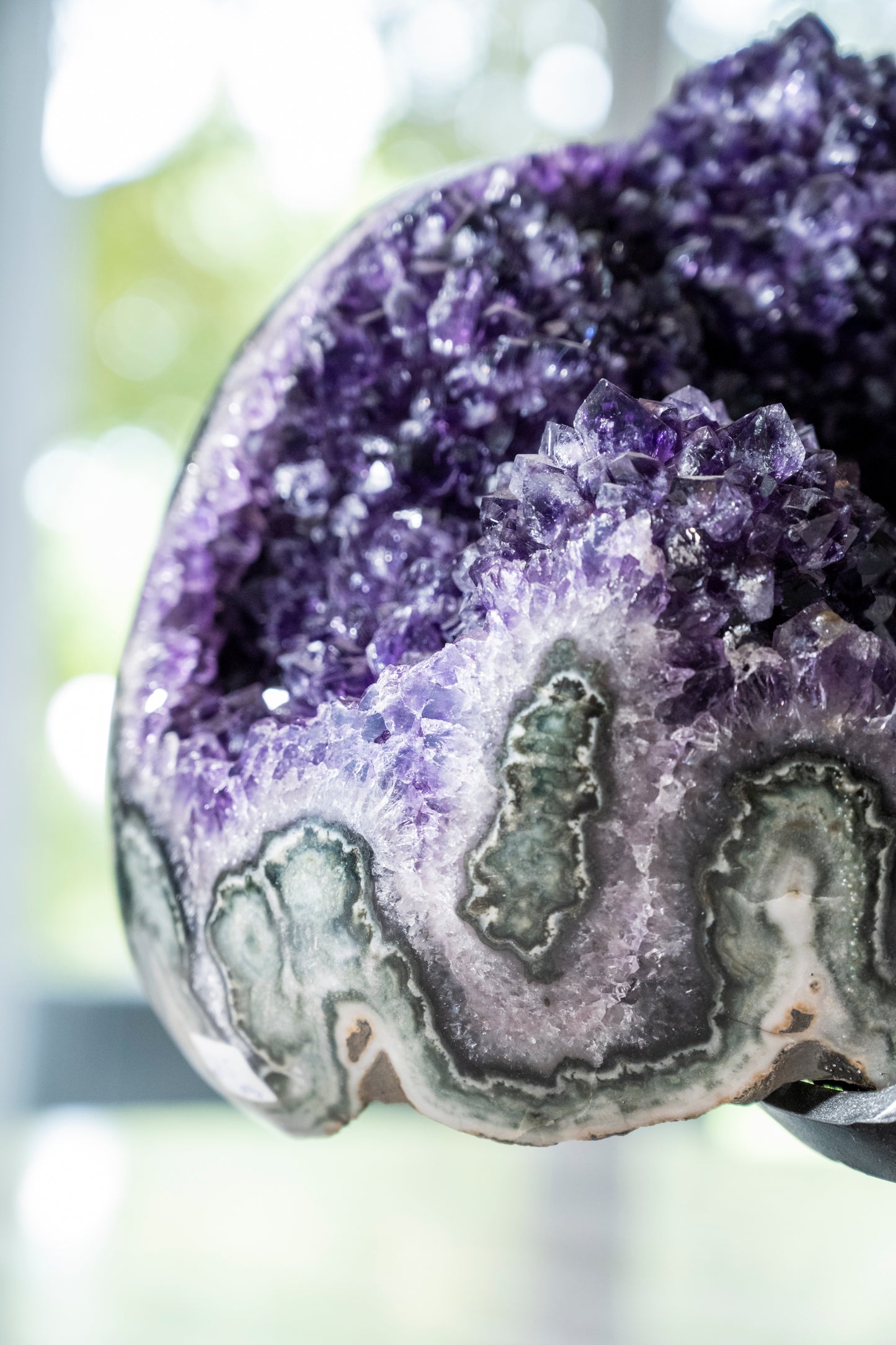 Amethyst-Geode auf Ständer | Brasilien