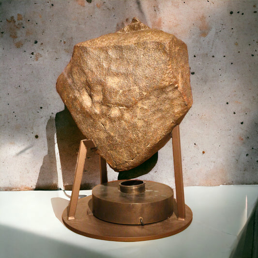 PREIS AUF ANFRAGE | 69.0 Kg Chondrit-Meteorit | Weltraum & Marokko