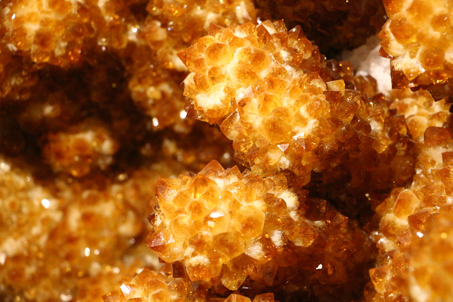 Citrin Stalaktit Geode | Brasilien