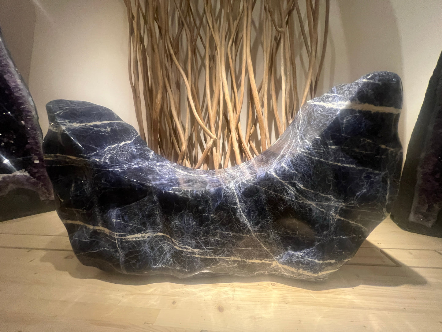 Sodalite seat | Brazil