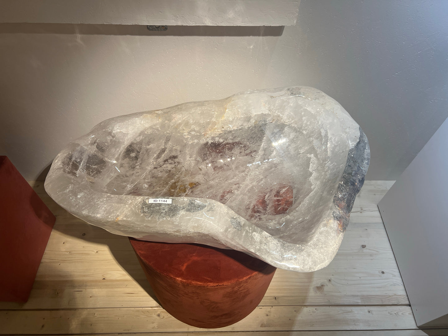 Very large quartz bowl with tourmaline inclusions | Brazil