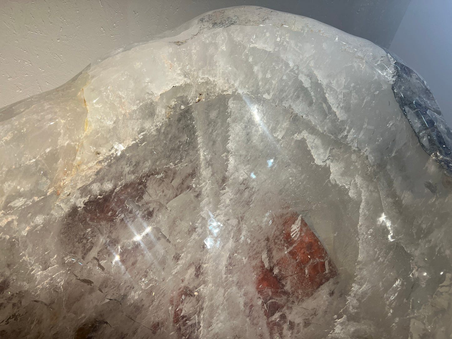 Very large quartz bowl with tourmaline inclusions | Brazil