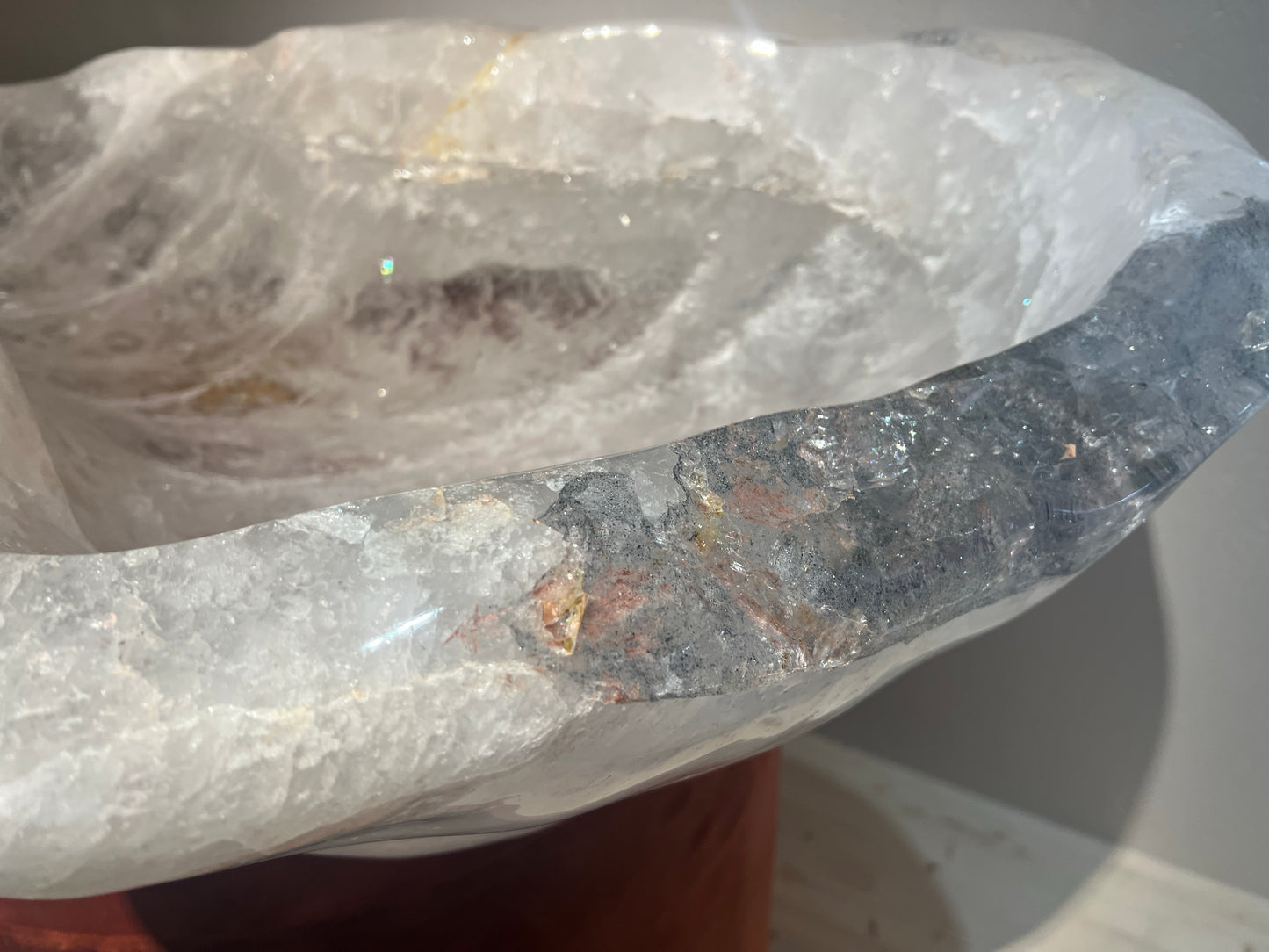 Very large quartz bowl with tourmaline inclusions | Brazil